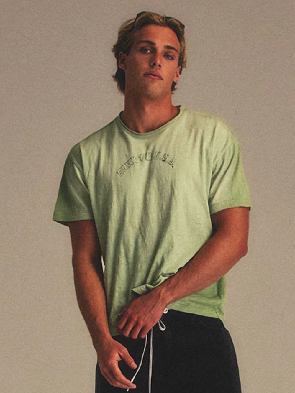 Elwood weathered graphic logo Washed Light Green Crewneck T-Shirt tee New Men’s